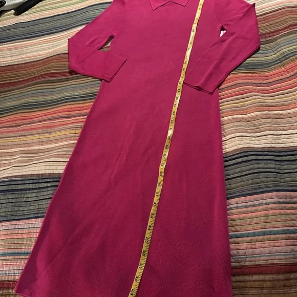 Trina Turk  Elegant Pink Mid Sleeve Dress - fitted. - Picture 5 of 12